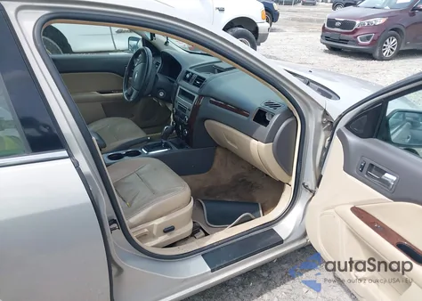 2010 Ford Fusion Sel из США, поврежденный, VIN 3FAHP0JGXAR323618